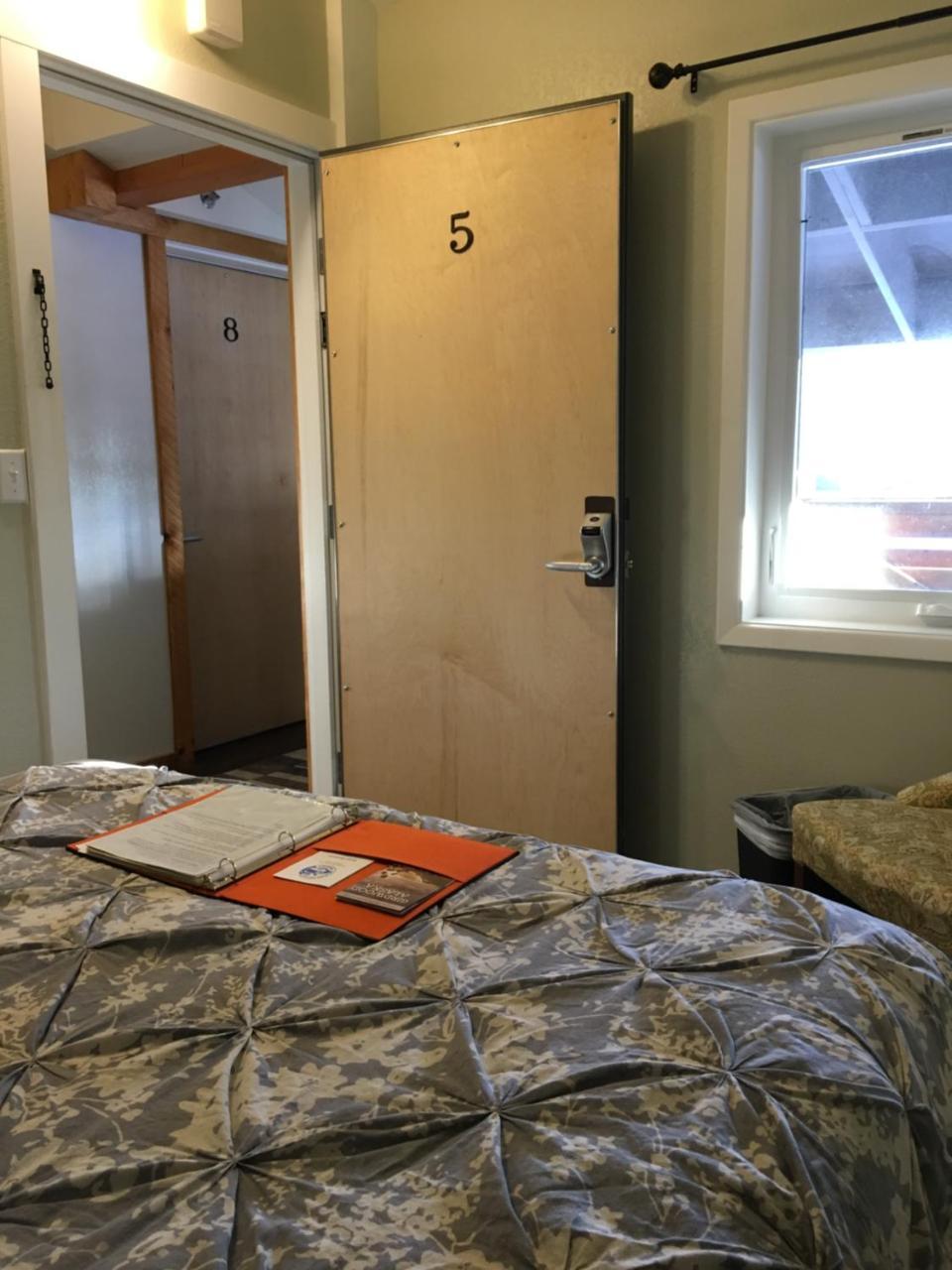 Ski Inn 哥德伍德 外观 照片